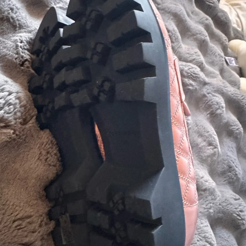 Tory Burch Black Sole with Logo - Picture 8 of 8